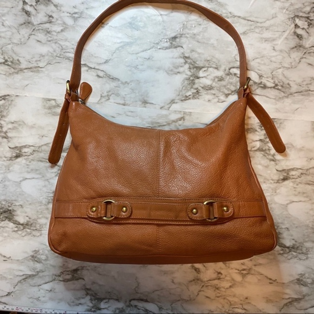 Maplelea accessories leather shoulder bag 🤌🏻 4 for $75 🤌🏻